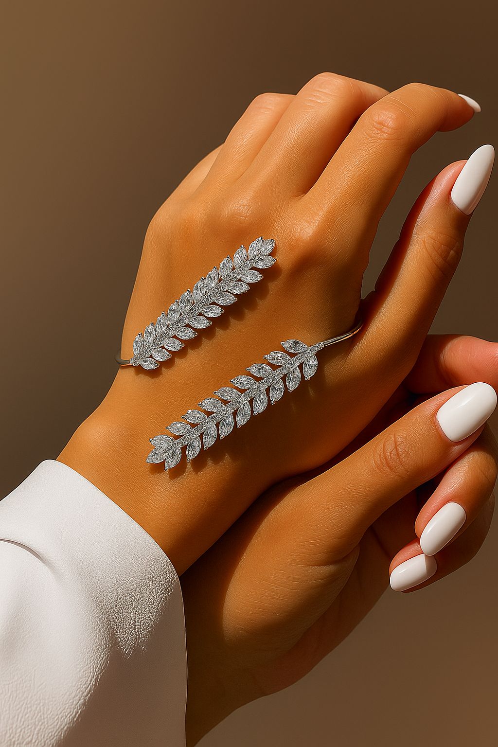 Lux Leaf Handcuff
